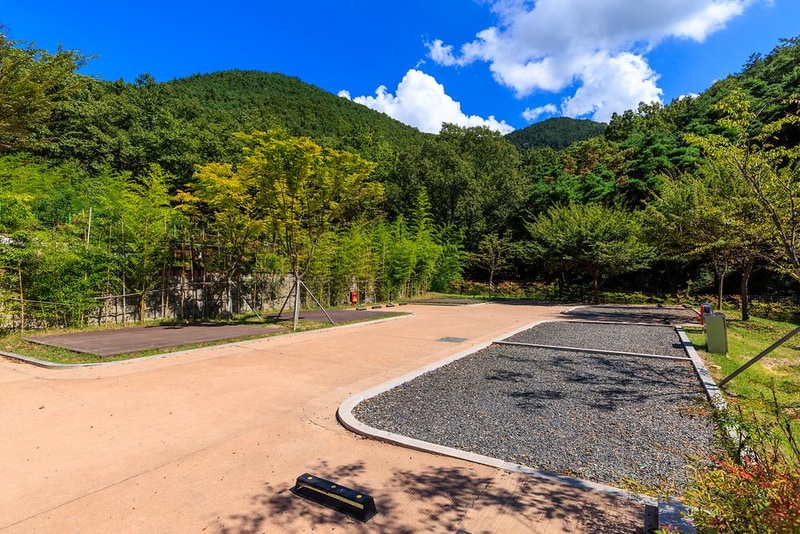 용암산성오토캠핑장 시설 사진 2