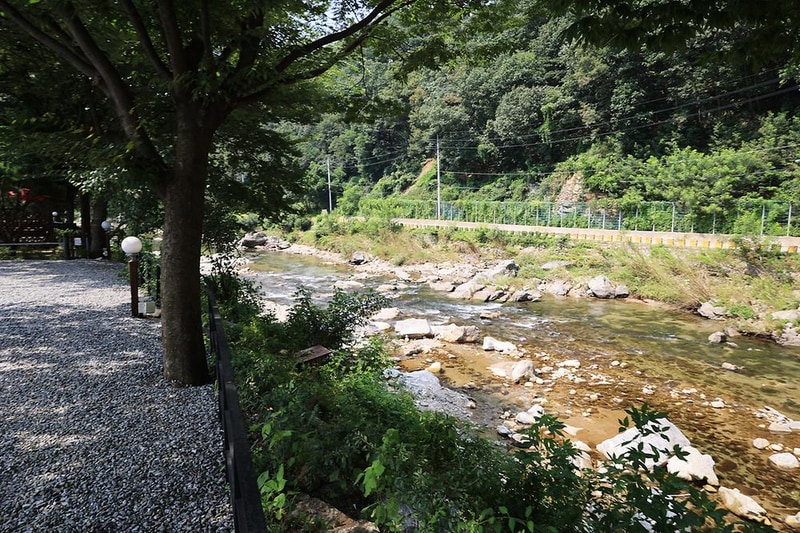 수입리캠핑장 시설 사진 1