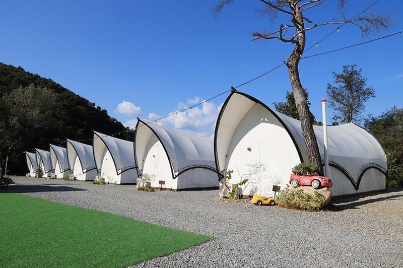 가평더캠프카라반글램핑 대표 사진