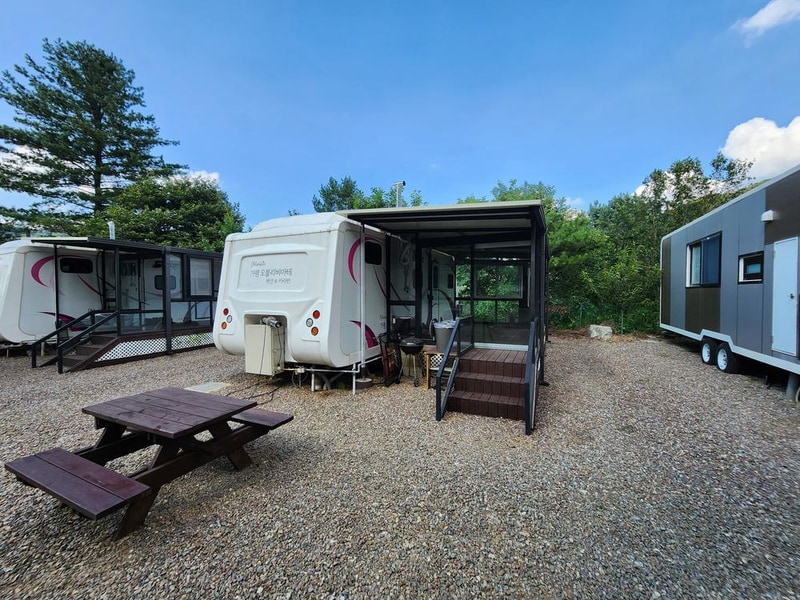 가평 오블리비아테 수영장 펜션&카라반 시설 사진 27