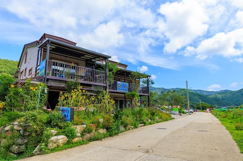 양지뜰캠핑장 대표 사진