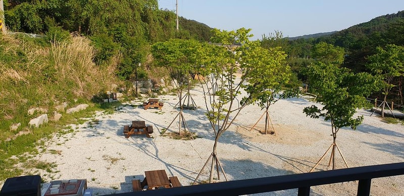 휴일엔캠핑 시설 사진 4