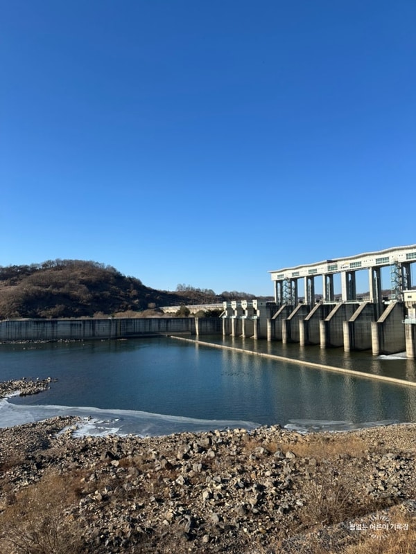 강변나루캠핑장 대표 사진