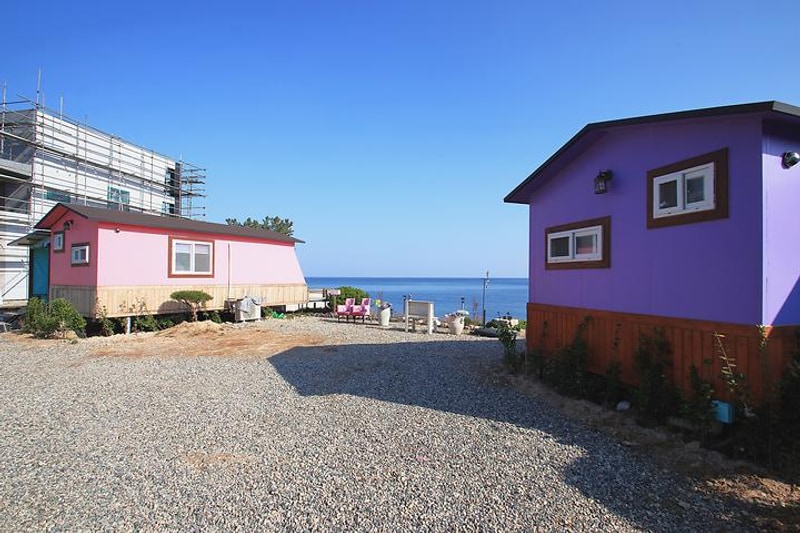 푸른고래 카라반 캠핑 대표 사진