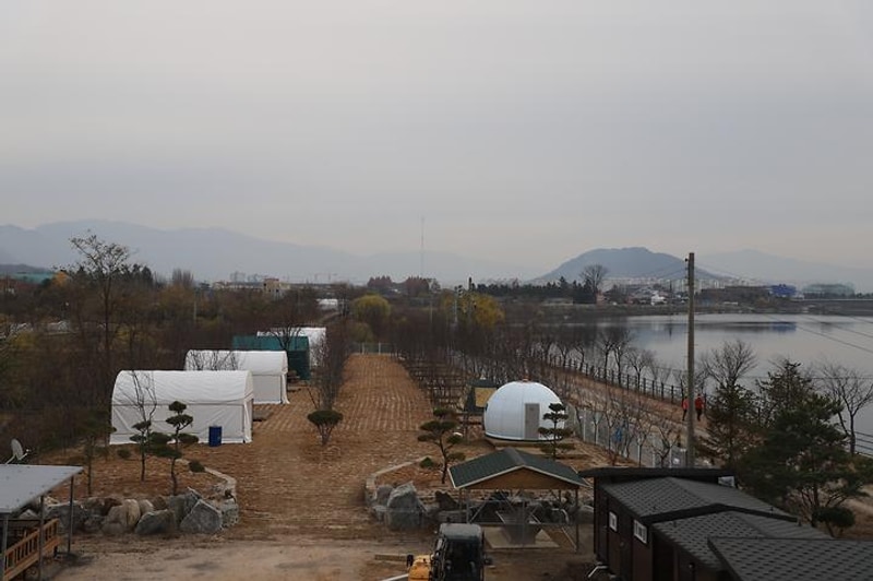 호반 캠핑장 & 글램핑 카라반 춘천점 대표 사진