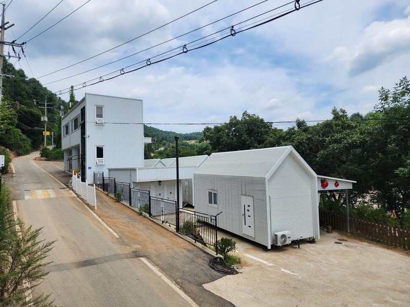 더아리웃집 모롱공간 시설 사진 1