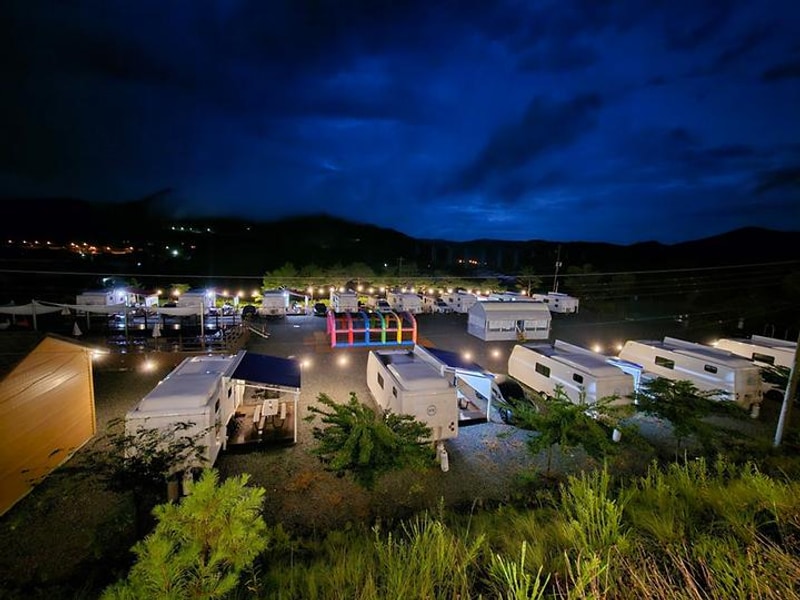 해월카라반앤캠핑 대표 사진