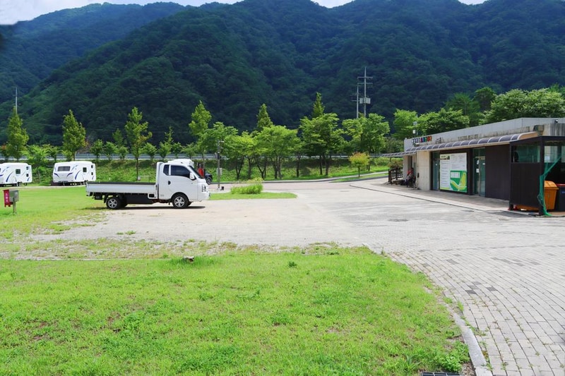 화천에코스쿨 생태체험장 시설 사진 1