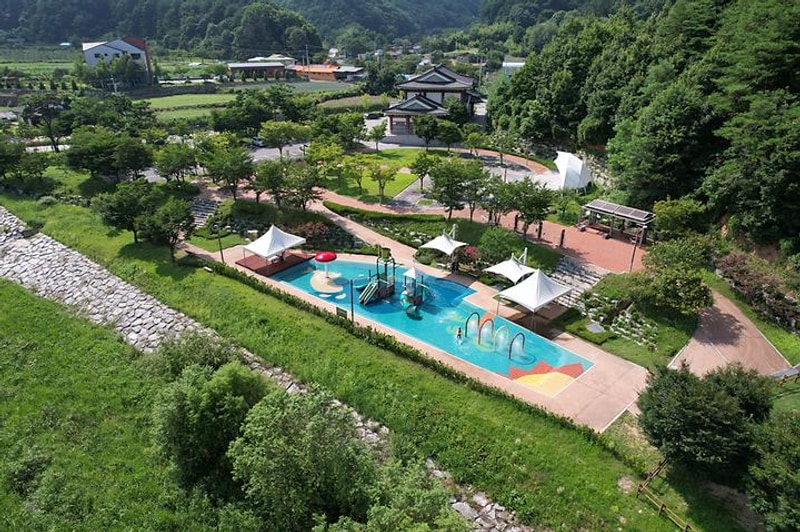 증산수도계곡캠핑장 대표 사진