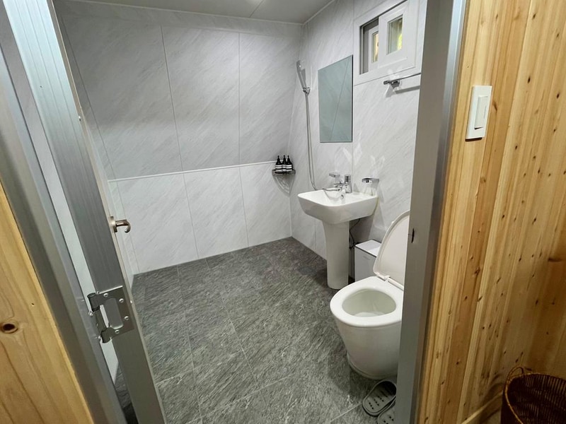 거목 글램핑 시설 사진 1