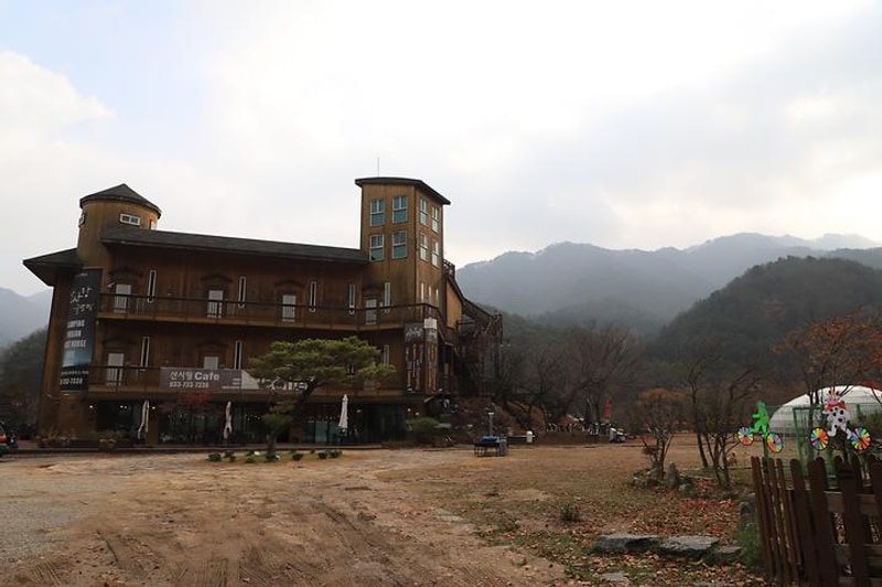 산사랑글램핑펜션 대표 사진
