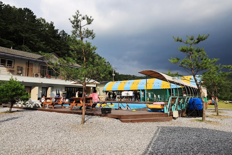 산중호걸 글램핑 시설 사진 3