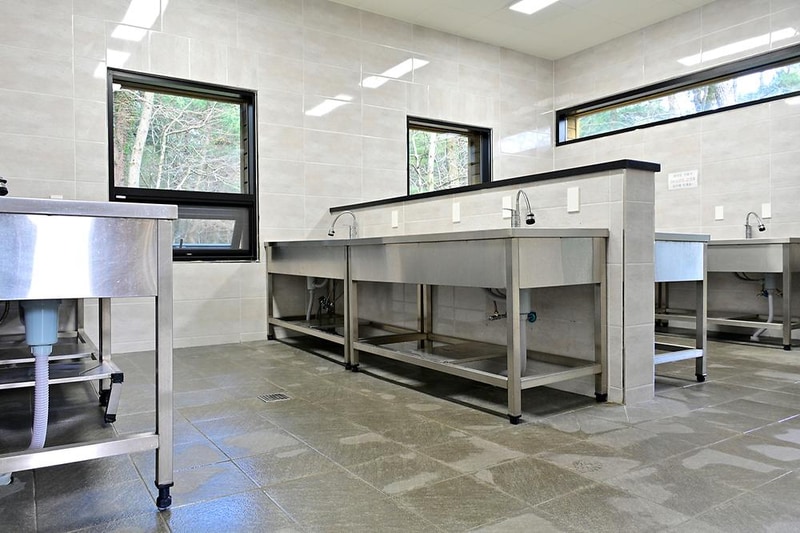 붉은오름 자연휴양림 숲속 야영장 시설 사진 28