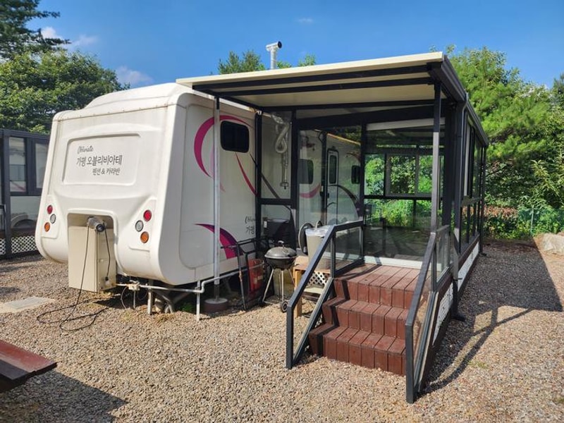 가평 오블리비아테 수영장 펜션&카라반 대표 사진