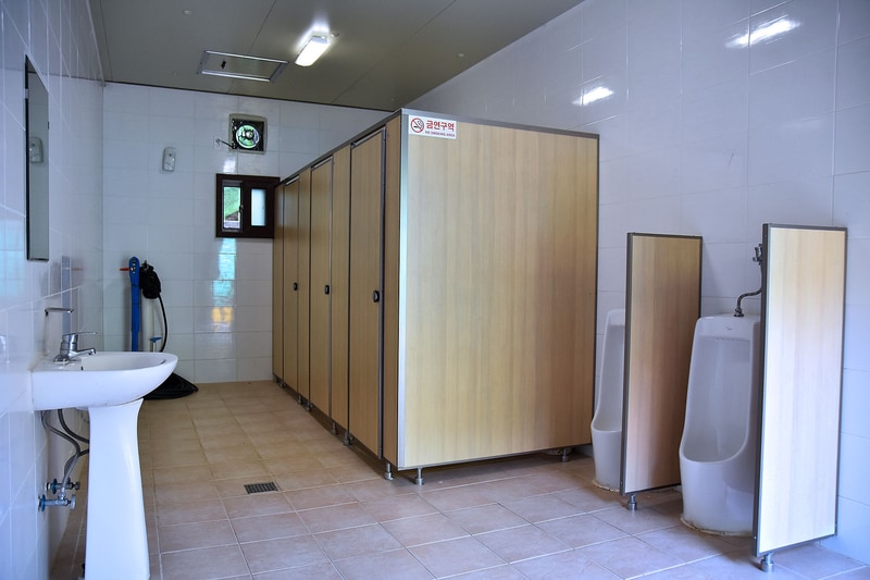 하얀숲 오토&글램핑 시설 사진 18