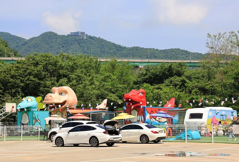 두리랜드 공룡카라반파크 시설 사진 2