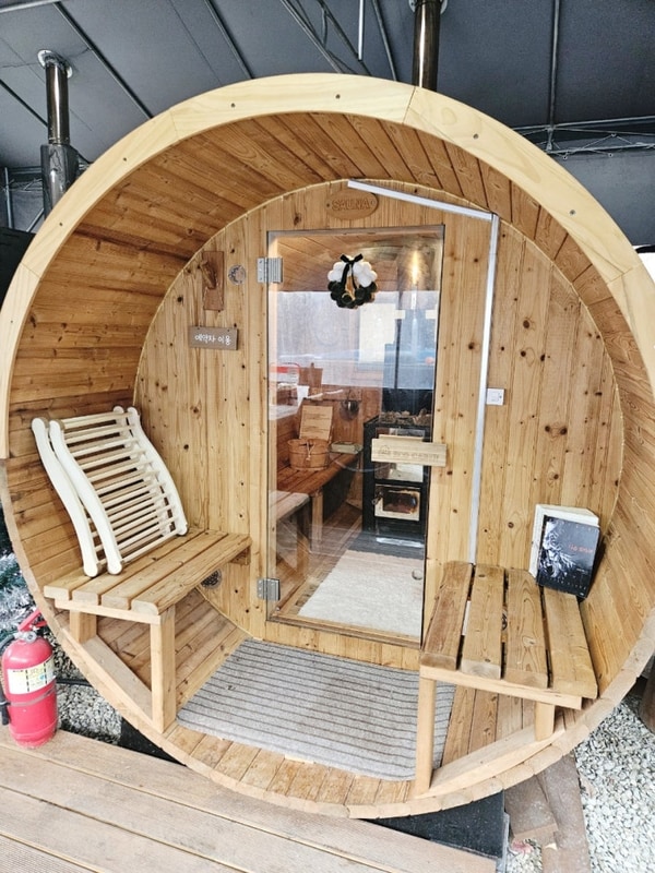 제천펜션에서 핀란드사우나 즐기기_수피아글램핑 펜션