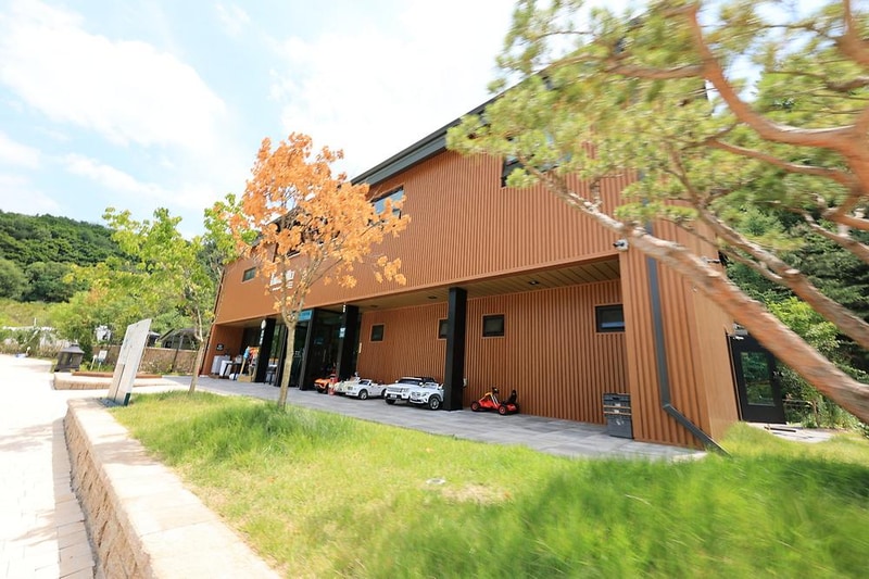 숲에서 만난 바다 글램핑 시설 사진 2