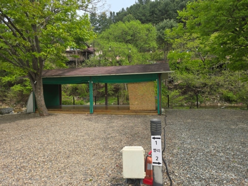 키즈 캠핑/ 가평 포도밸리 캠핑장 / 방갈로 밸리1...