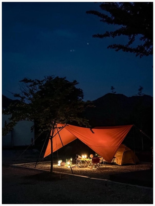아래 여유로운 가족 캠핑, 자연 속 하루 기록 별의바다 조동캠핑장