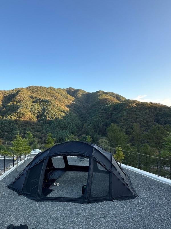 아미힐 캠핑장 | 전 사이트 마운틴뷰, 모든 사이트 뷰, 연천 신생...