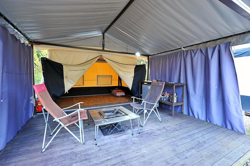 흙내음 글램핑 시설 사진 6