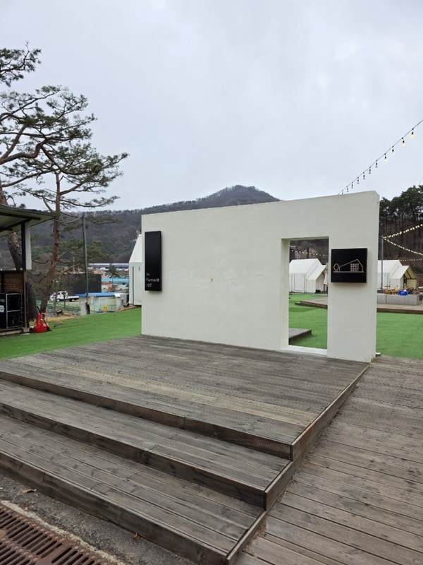 도심 속 캠핑과 고기 파티를 한 번에! 천안 숯숯 방문기