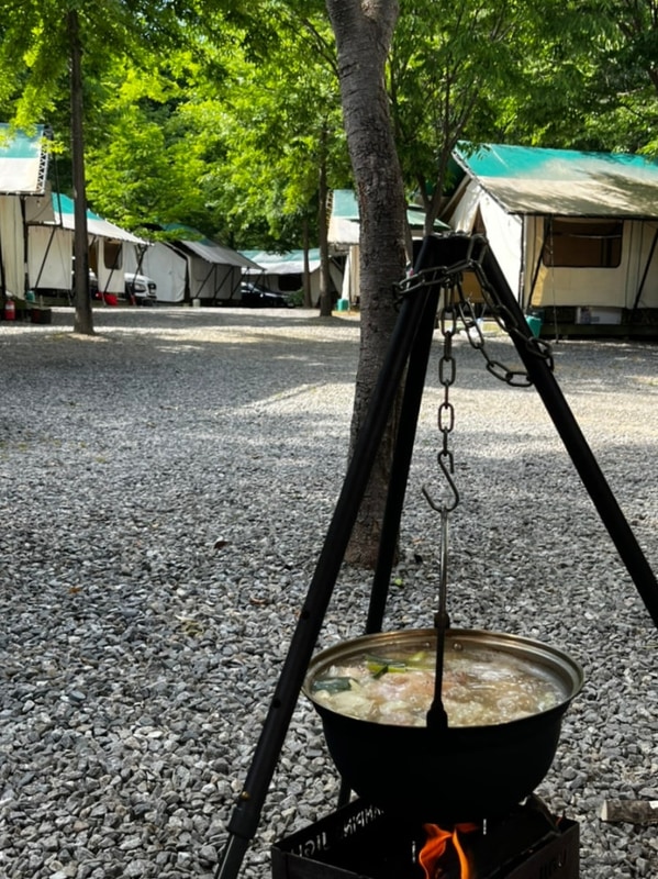 경기도 가평 여름 장마철 타프존 캠핑장 가평 둥지캠핑장