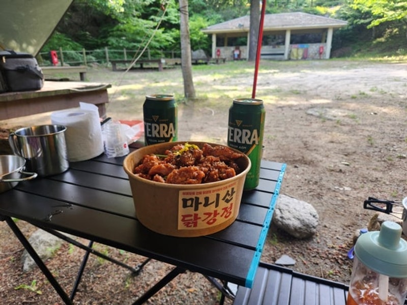 캠핑엔 역시 강화 마니산 닭강정, 함허동천 야영장 필수 간식!