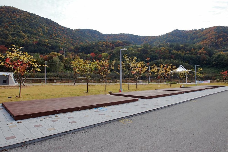 성덕댐 수달 캠핑장 시설 사진 1