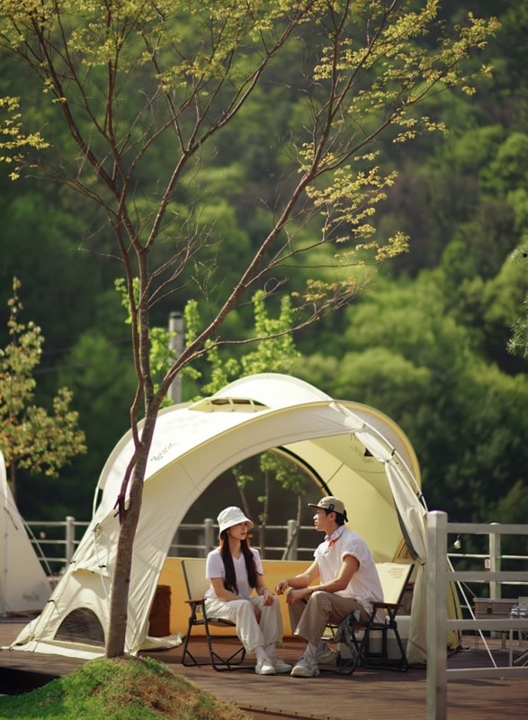 홍천 오도치캠핑장 뻥 뚫린 숲속뷰와 호텔급 시설!