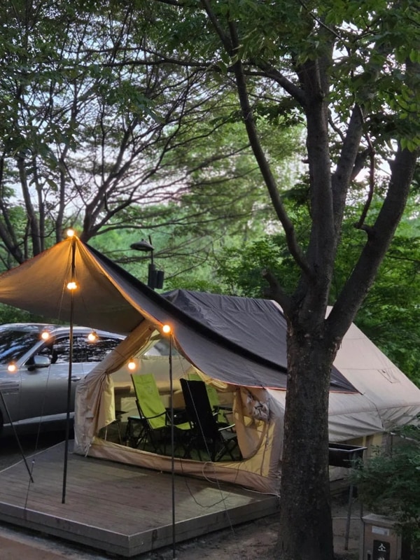 10만 원대로 즐기는 중랑가족캠핑장 럭셔리 바베큐