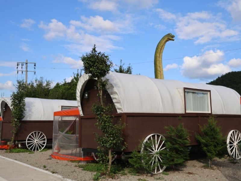 경남고성펜션 찜질 수영까지 다되는 옥수온천캠핑랜드