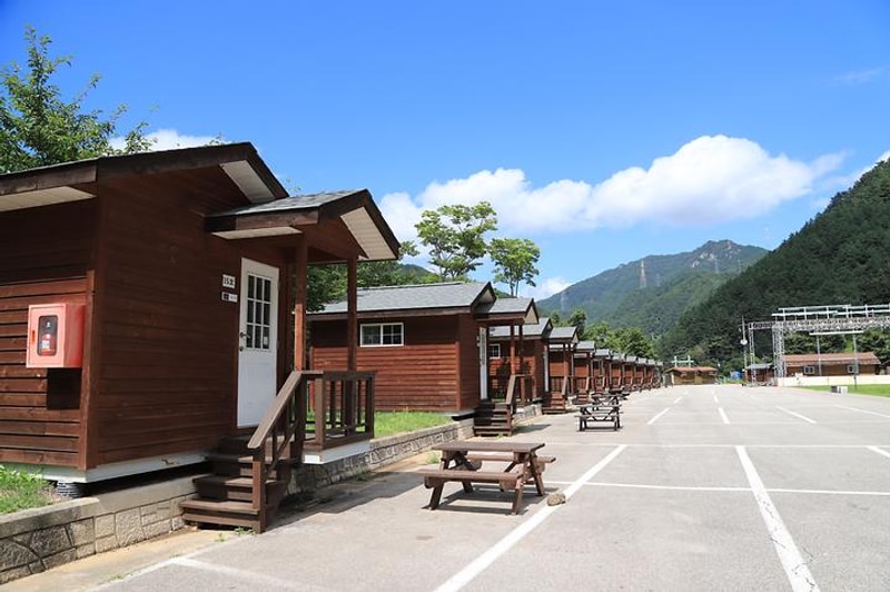 덕풍계곡마을야영장 대표 사진