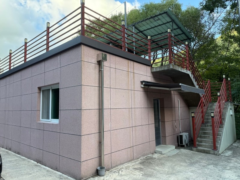 무주 덕유산국립공원 계곡이랑 같이 있는 무주 별빛 카라반&펜션