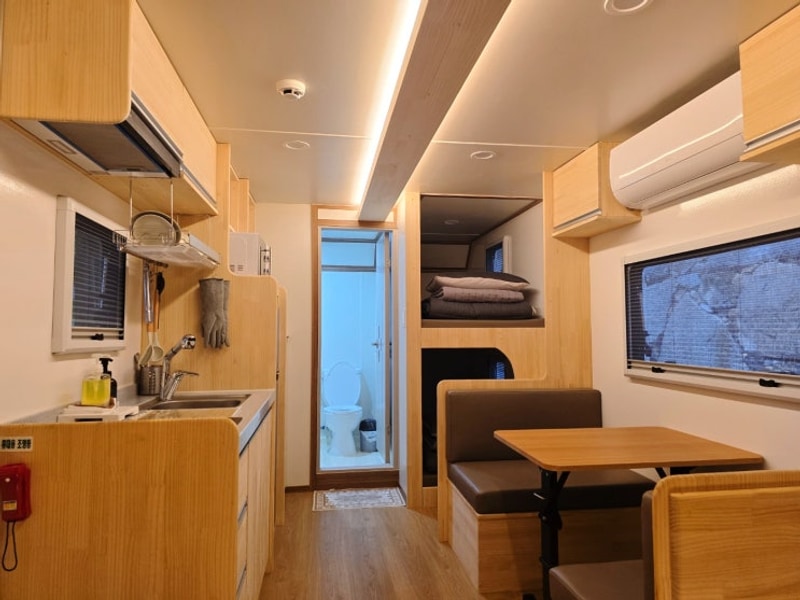 아이랑 다녀오기 좋은 밀양 카라반 펜션 숙소 은하수리조트