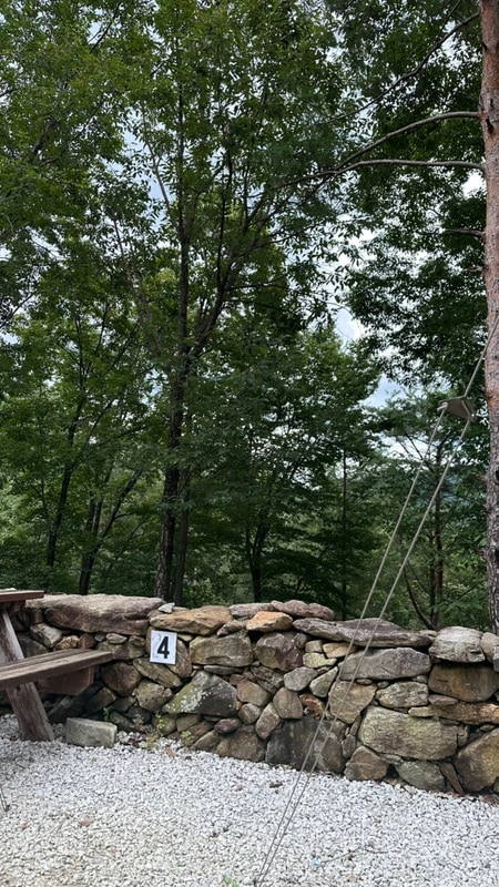 경남 거창 | 덕유산 ‘산중오토캠핑장’ 후기 (초대하지 않은...