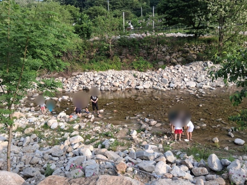 계곡 캠핑장 군위 솔밭야영장에서 즐기기!