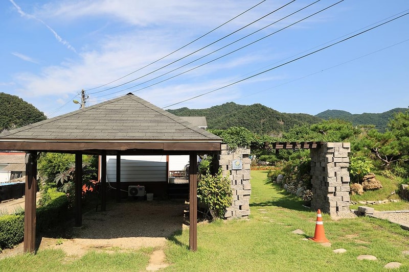 솔밭사이로 캠핑&펜션 시설 사진 12