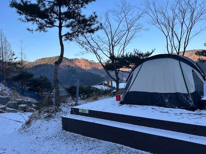 충북 청주 "낭성캠핑장" 에어바운스 실내놀이터 키즈캠핑장