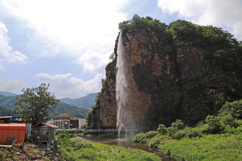 국립용대자연휴양림 시설 사진 1