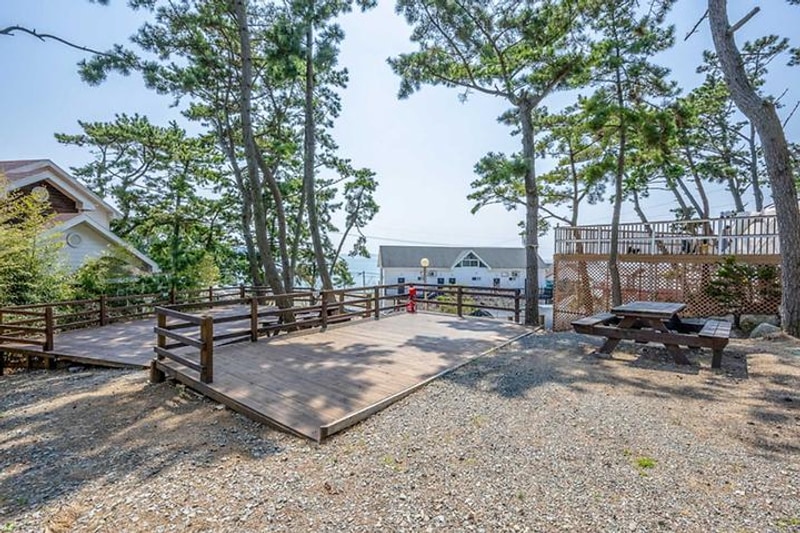 어은돌힐링캠핑장 대표 사진