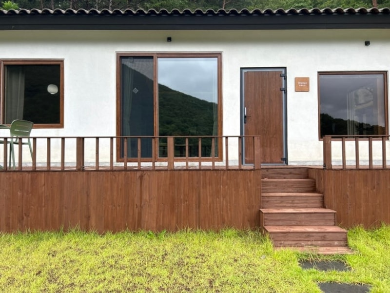 밀양 얼음골 표충사 근처 숙소 자쿠지 독채 은하수 리조트 카라반