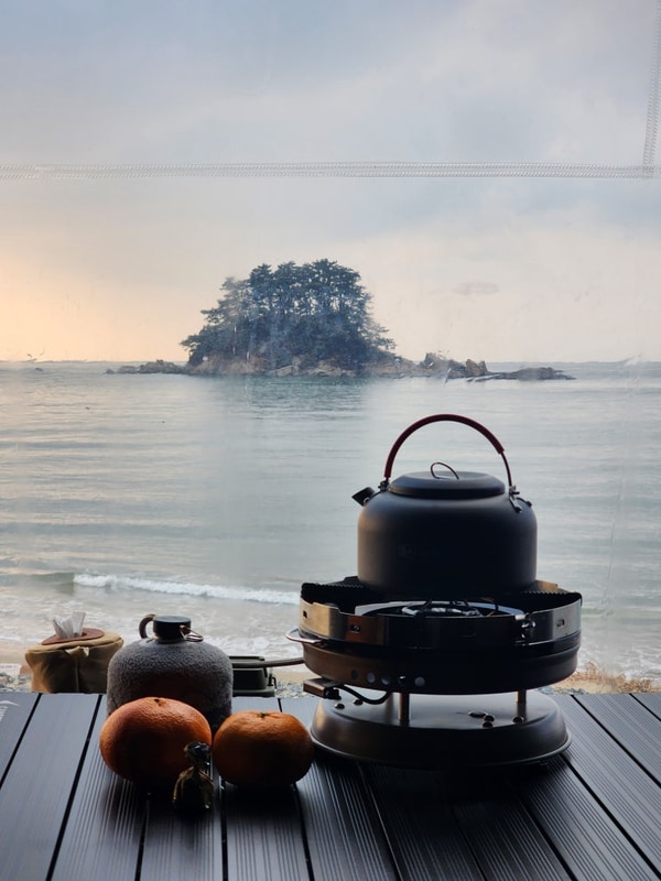 코앞 오션뷰 캠핑장 태안 학암포 퍼스트 캠핑장의 극단적인...