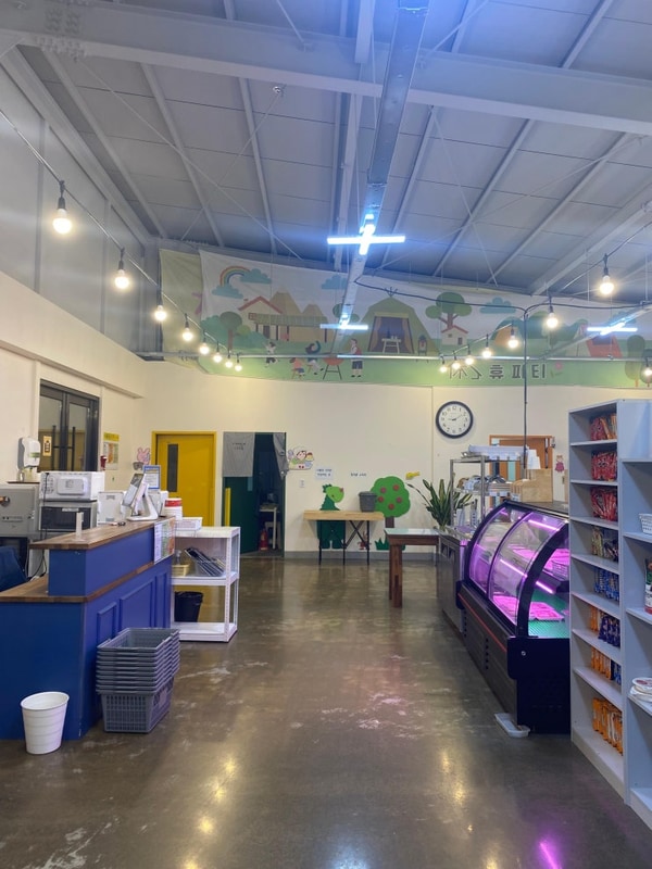 아이와 함께 완벽한 가족 외식, 김해 글램핑장 휴파티에서...