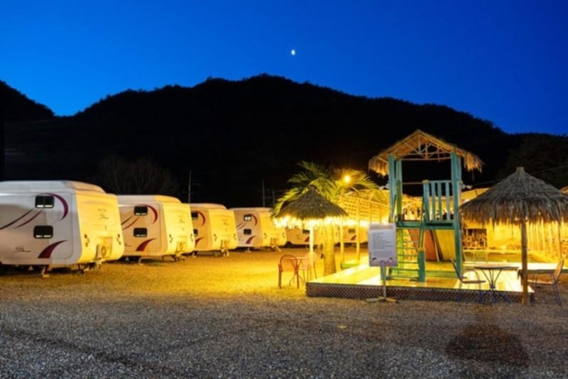 서울 근교 아이와 가볼만한 카라반! 홍천 쁘띠힐링카라반...