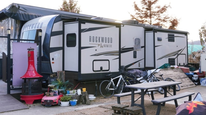 서울 근교 캠핑장 추천 라구나 캠프, 미국 정통 카라반을 경험할...