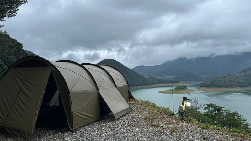 뷰 좋은 벙캠 - 충주 퀸스타운캠핑장
