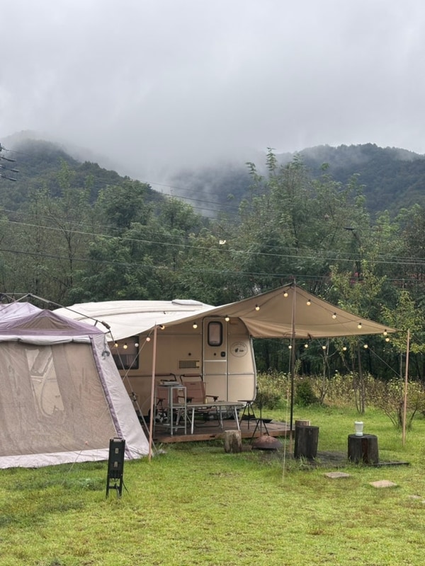 [전주 숙소] 느좋 카라반 글램핑장, 캠프히어