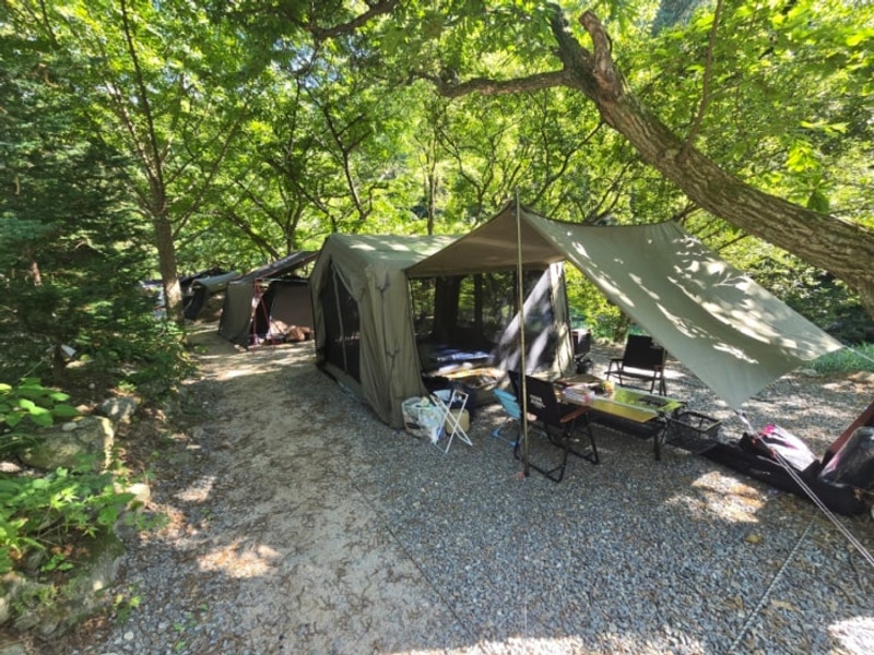 가평 자우림캠핑장 (위모캠 헤스티아10.8 에어텐트)...